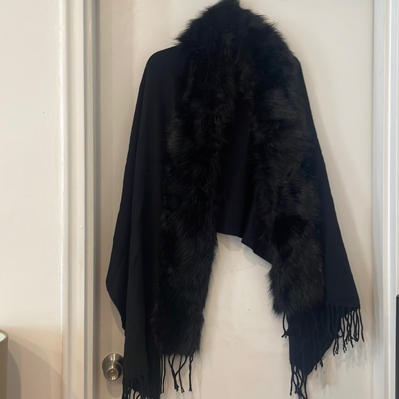 Faux fur black pashmina - Picture 1 of 4